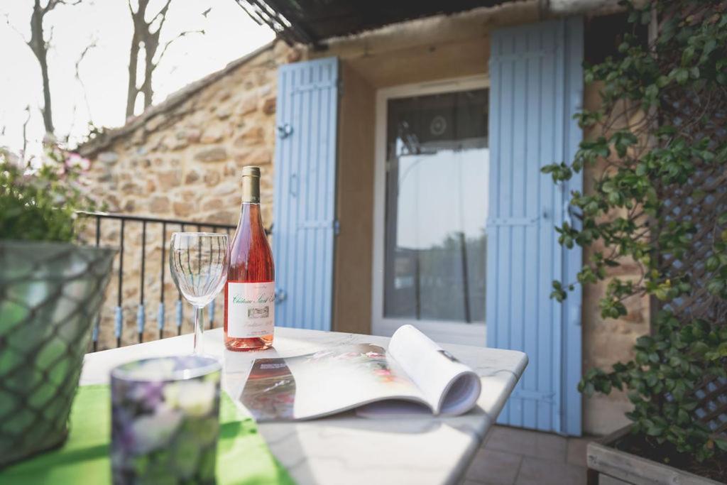 Mas Du Clos De L'Escarrat Jonquieres  Kültér fotó