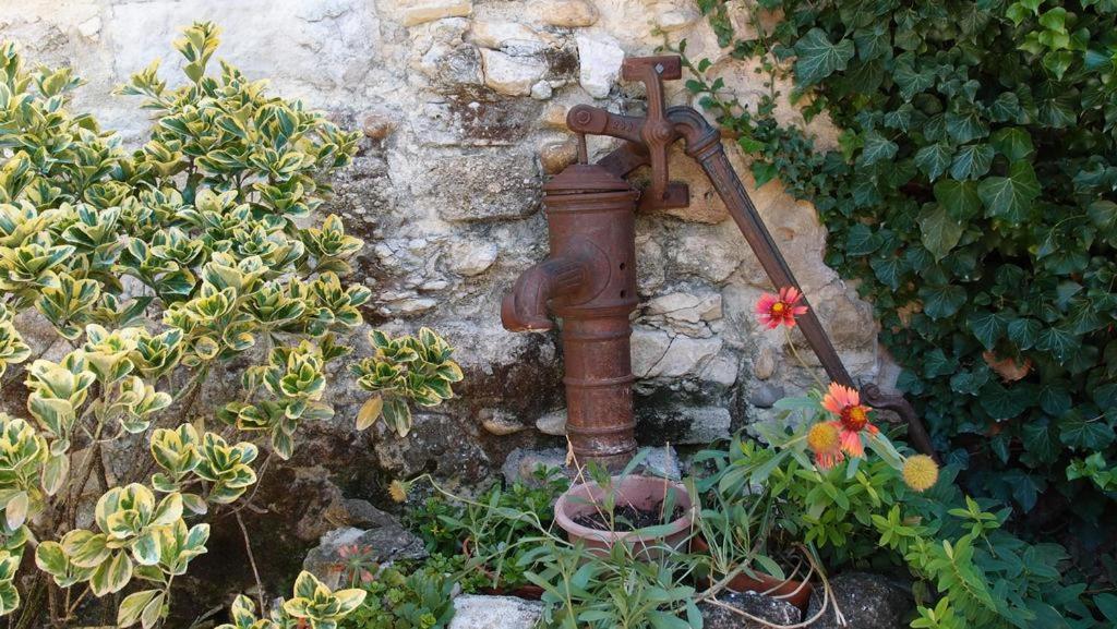 Mas Du Clos De L'Escarrat Jonquieres  Kültér fotó